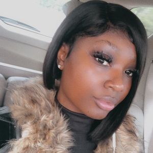 Meet your Posher, Tori